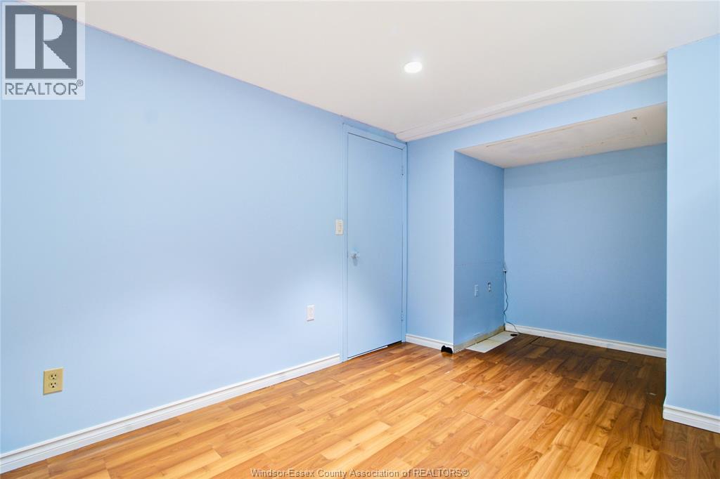 1784 Partington Unit# Lower Property Photo 13