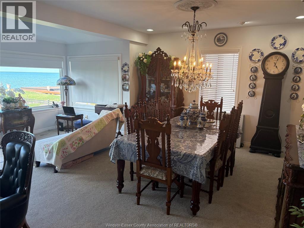 13222 Riverside Drive Property Photo 11