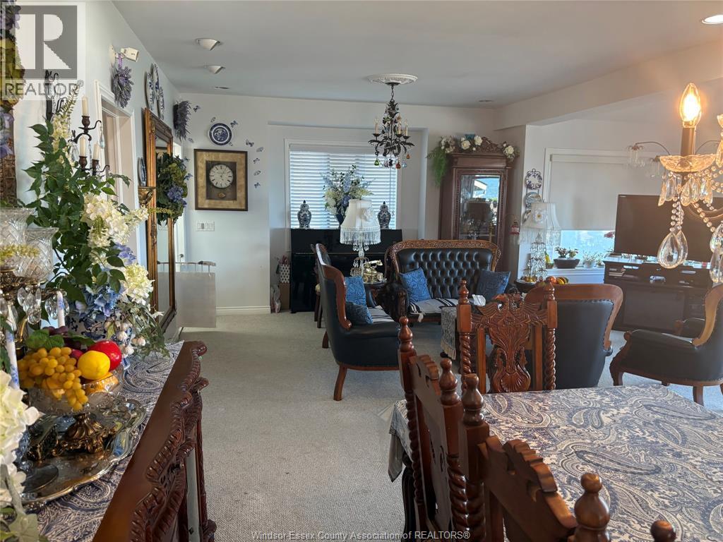13222 Riverside Drive Property Photo 12