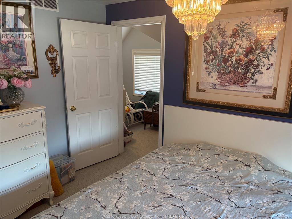 13222 Riverside Drive Property Photo 15