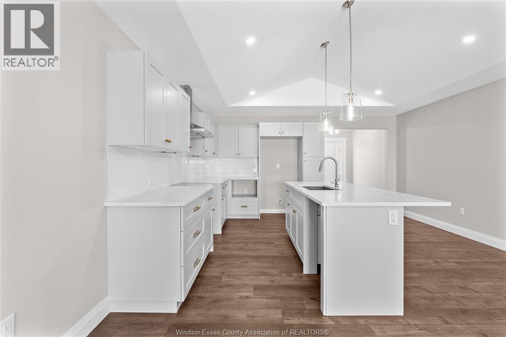 210 Angelo Property Photo 8