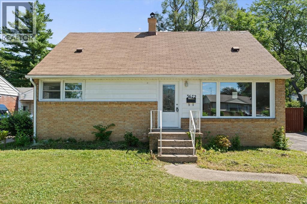 3672 MORRIS DRIVE Property Photo 1