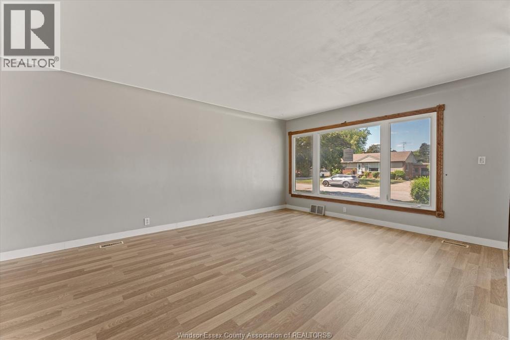3672 Morris Drive Property Photo 5