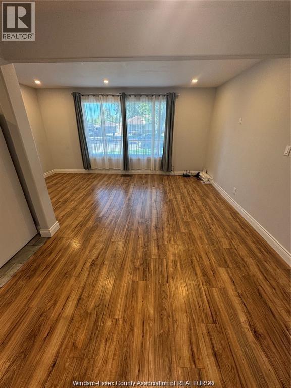 5251 Grand Boulevard Unit# Upper Property Photo 5