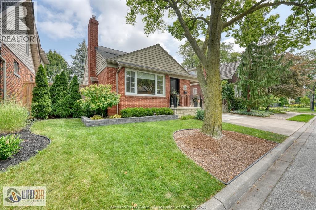 236 Prado Property Photo 2