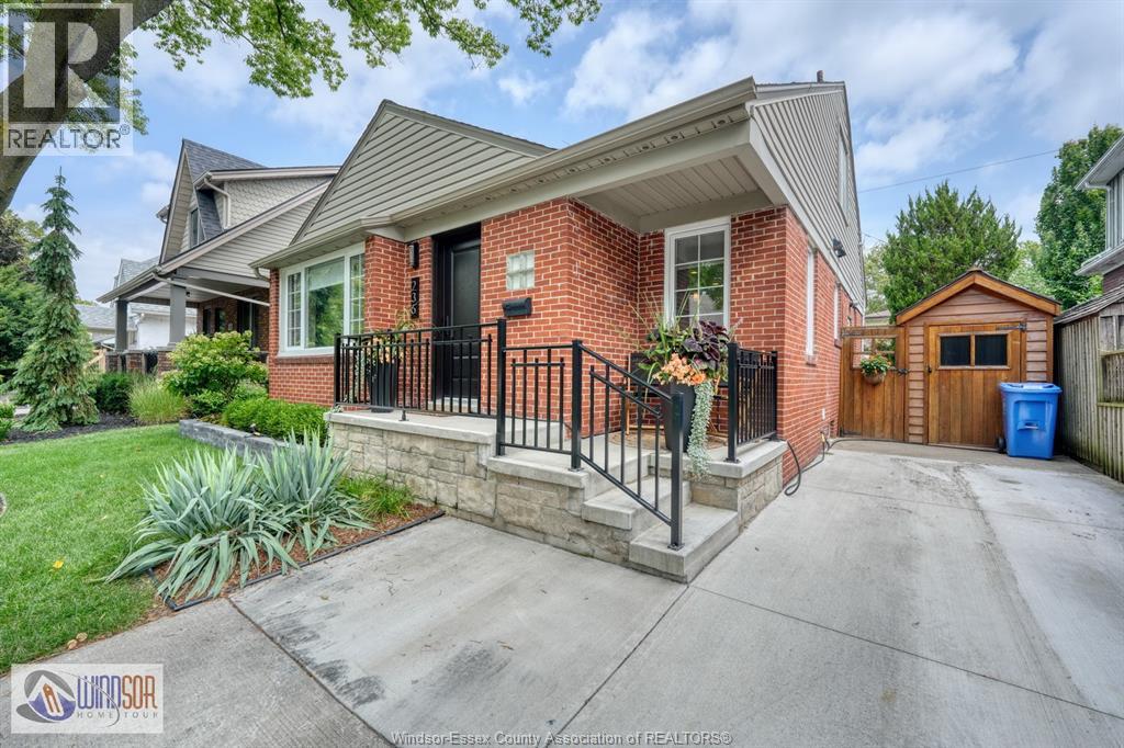 236 Prado Property Photo 3