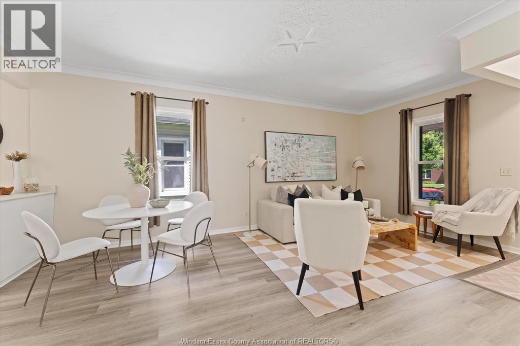 663 Brock Street Property Photo 11