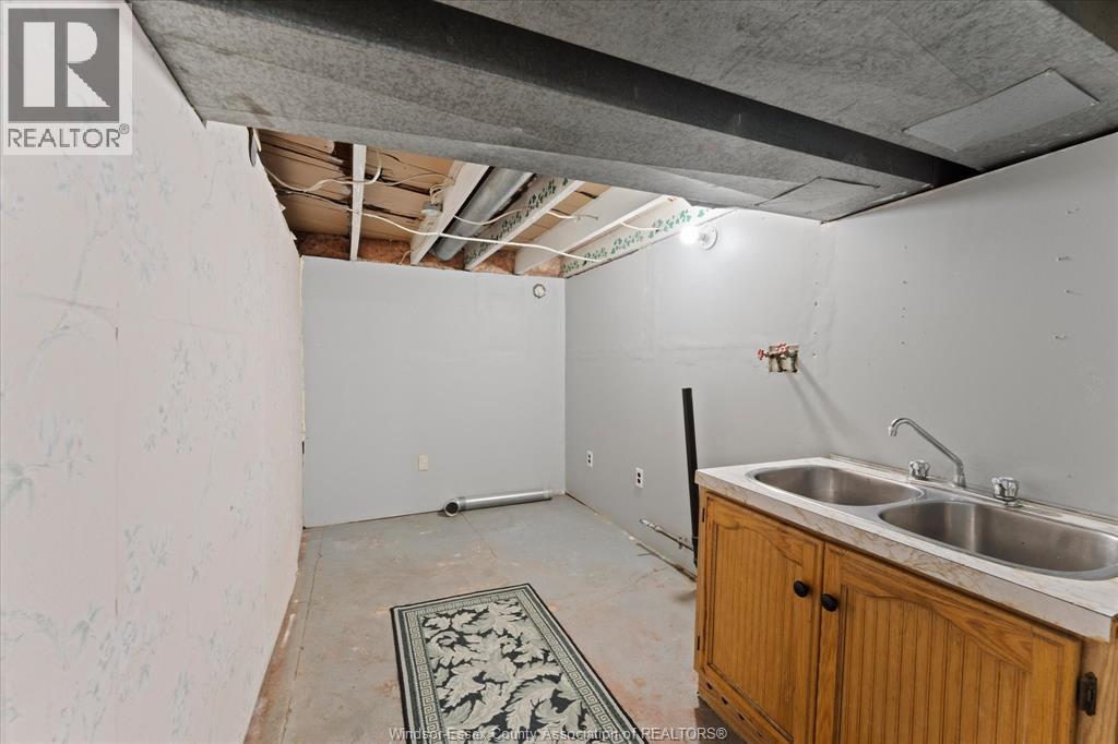 663 Brock Street Property Photo 29