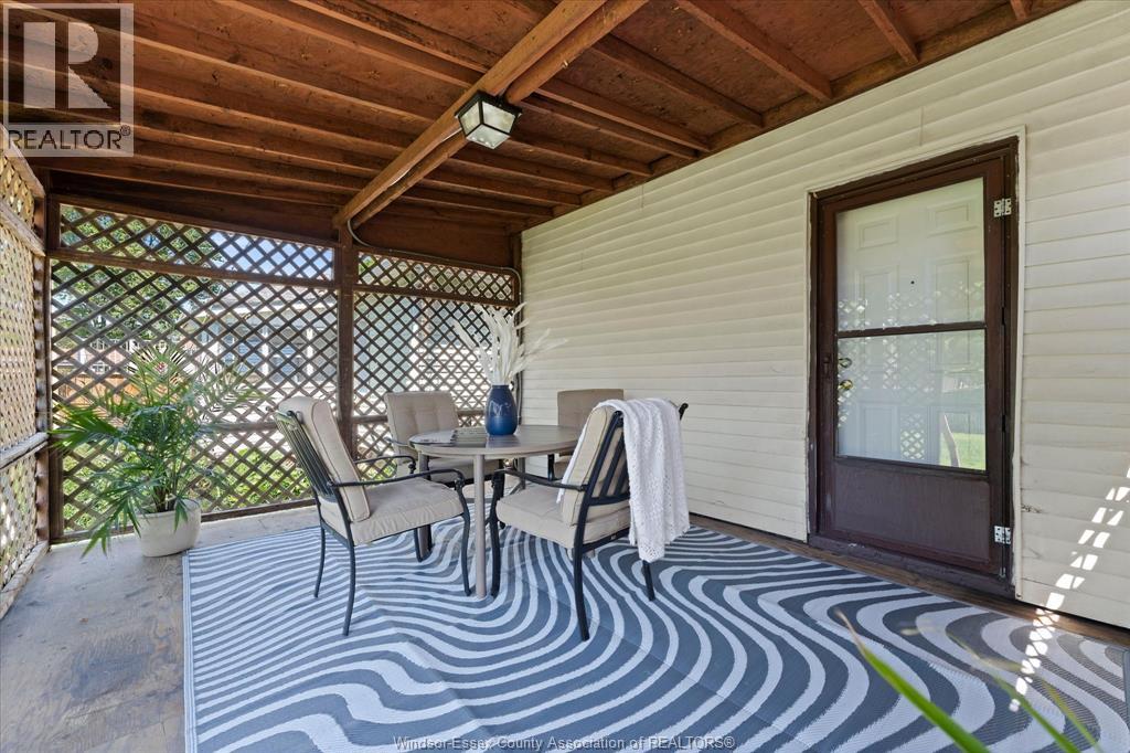 663 Brock Street Property Photo 32