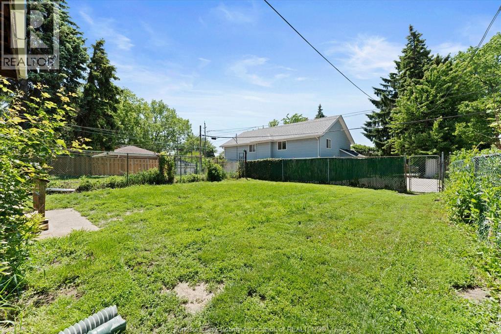 663 Brock Street Property Photo 34