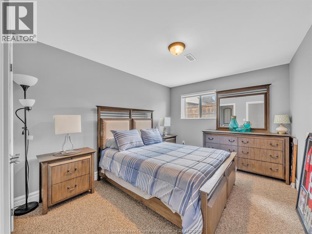 1385 Pascal Avenue Property Photo 35