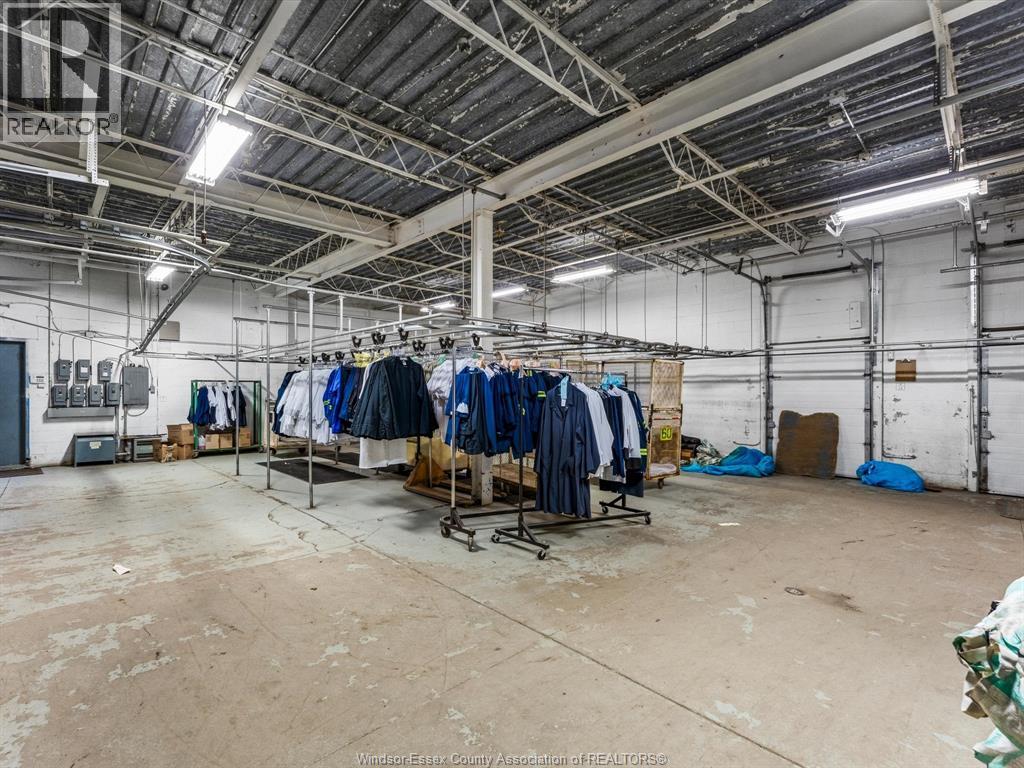 5135 Halford Drive Property Photo 14