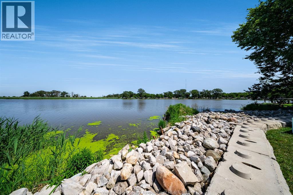574 Bevel Line Property Photo 41