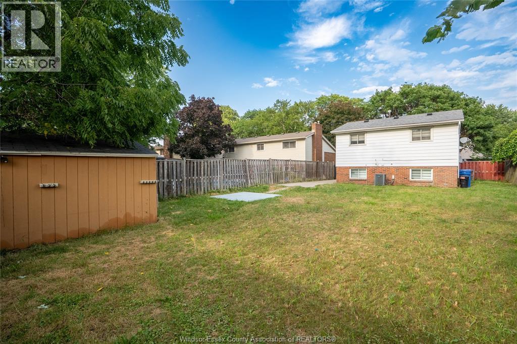 3381 Pineview Crescent Property Photo 20