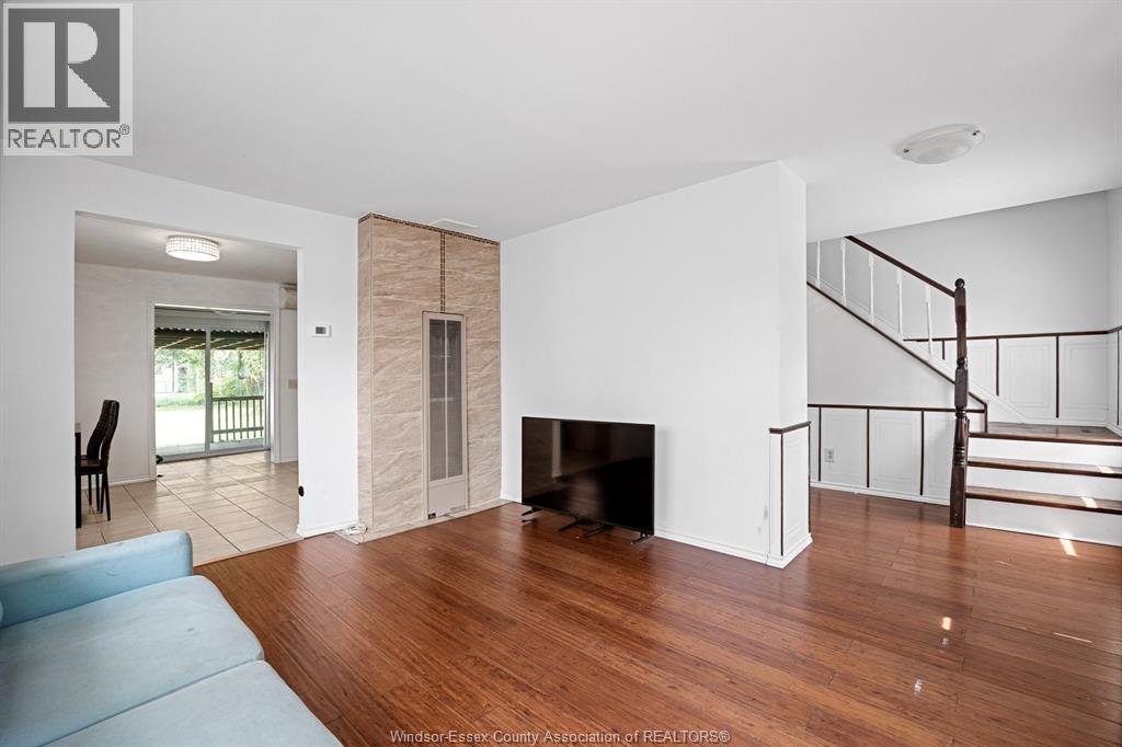 550 Capitol Property Photo 3