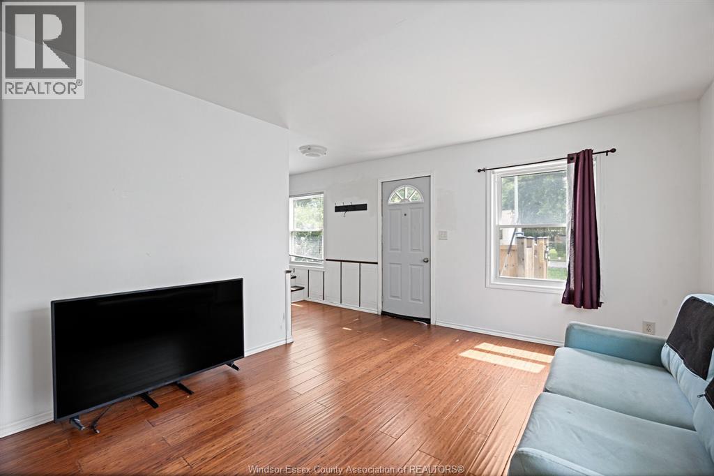 550 Capitol Property Photo 4