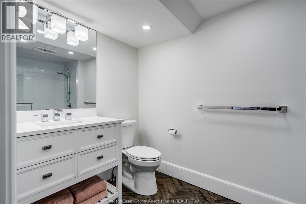24 Bayshore Property Photo 30