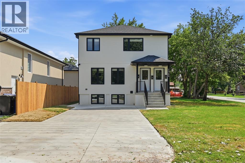 1746 BUCKINGHAM DRIVE Unit# 2 Property Photo 1