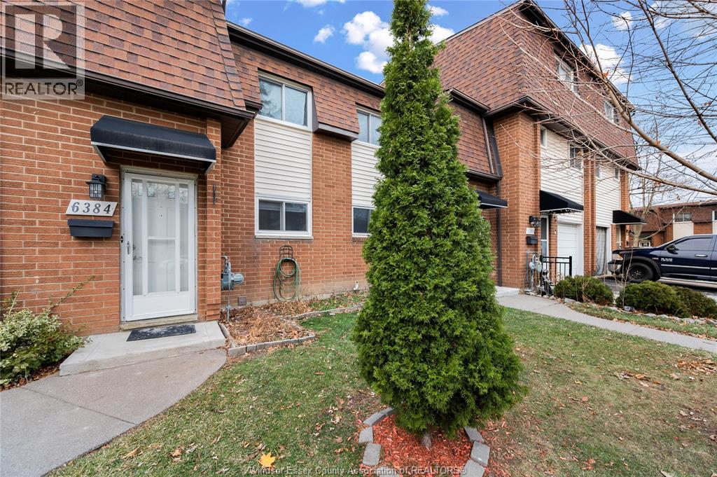 6384 THORNBERRY CRESCENT Property Photo 1
