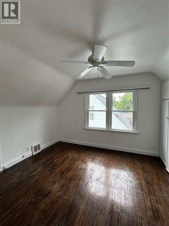 794 Pineview Avenue Property Photo 14