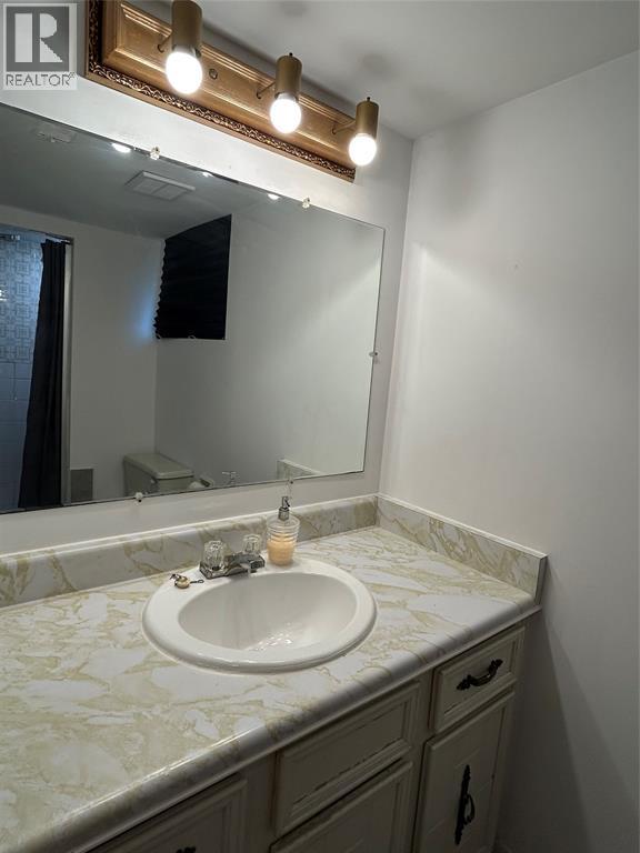 794 Pineview Avenue Property Photo 22