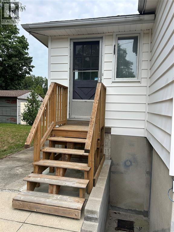 794 Pineview Avenue Property Photo 23