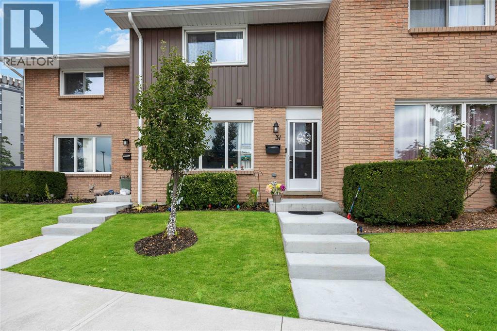 82 FINCH DRIVE Unit# 31