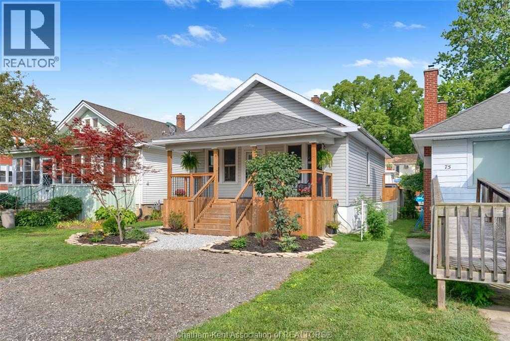 71 Forest Street Property Photo 2