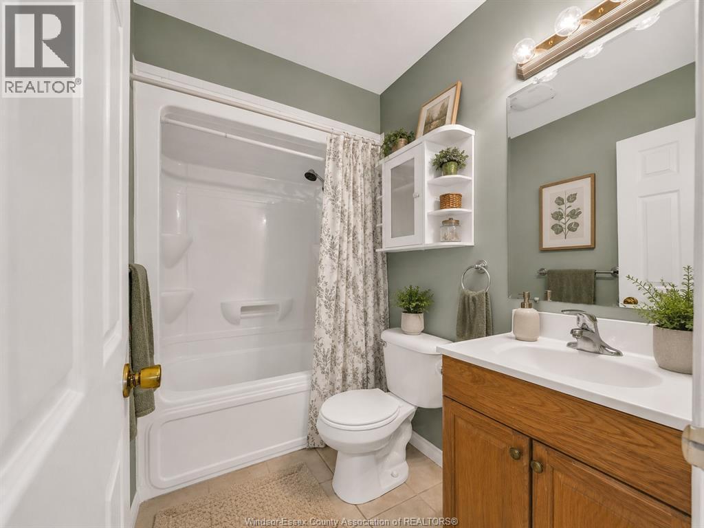 271 Watkins Property Photo 17