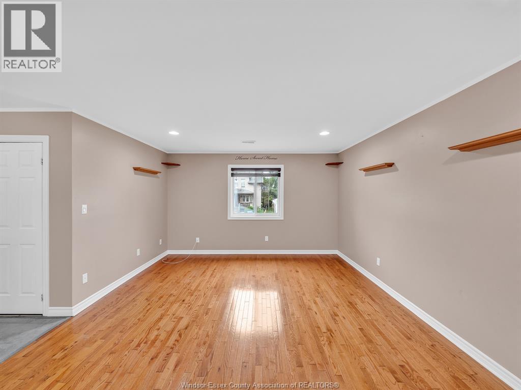 271 Watkins Property Photo 24