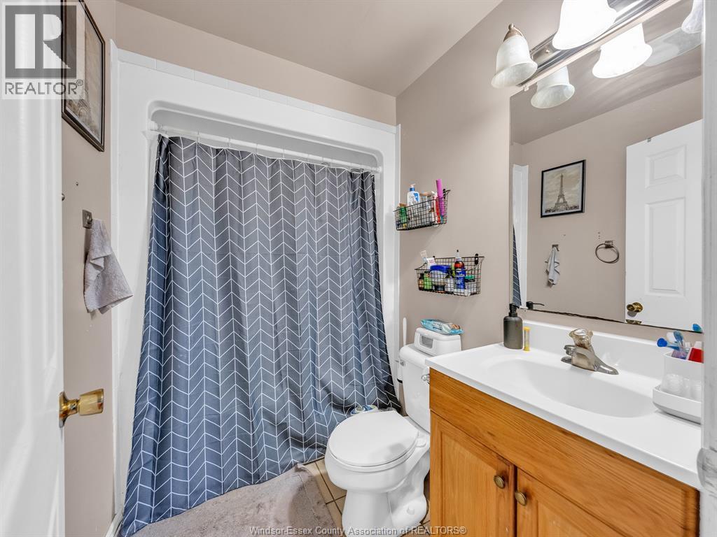 271 Watkins Property Photo 40