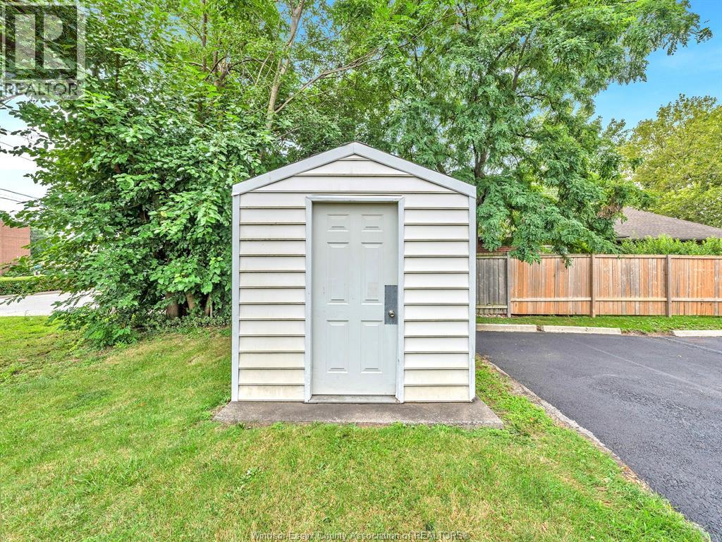 271 Watkins Property Photo 43