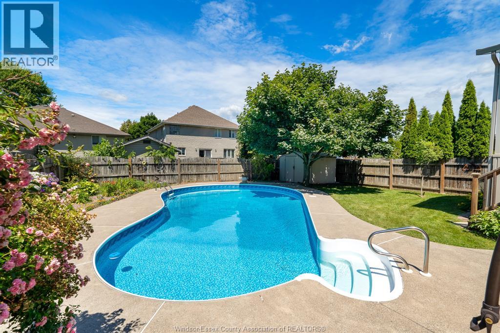 3883 Aristotle Crescent Property Photo 43