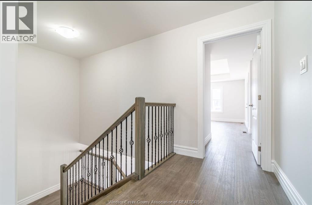 189 Whelan Drive Property Photo 9