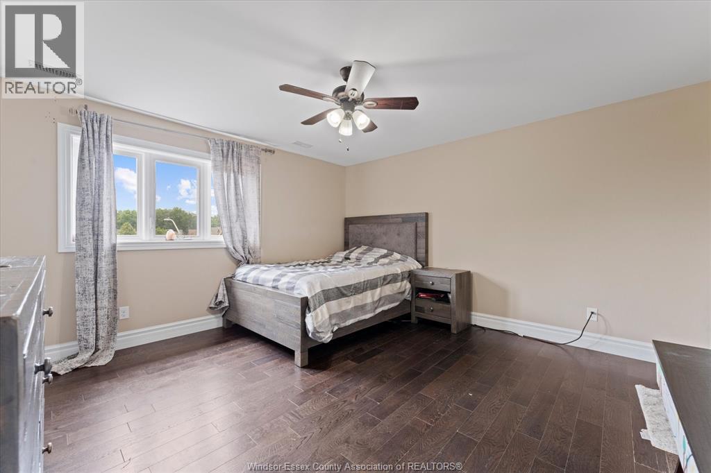 2276 Dandurand Property Photo 24