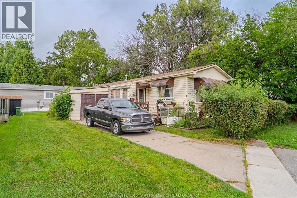 293 Forest PLACE