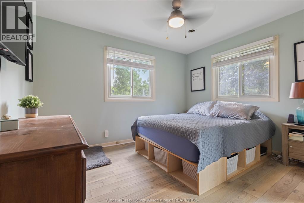 10 Oak Street Property Photo 12