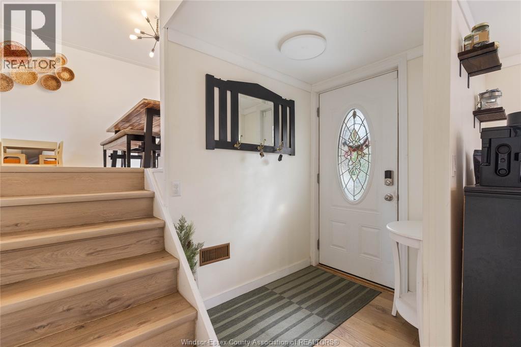 10 Oak Street Property Photo 16