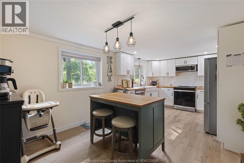 10 Oak Street Property Photo 17