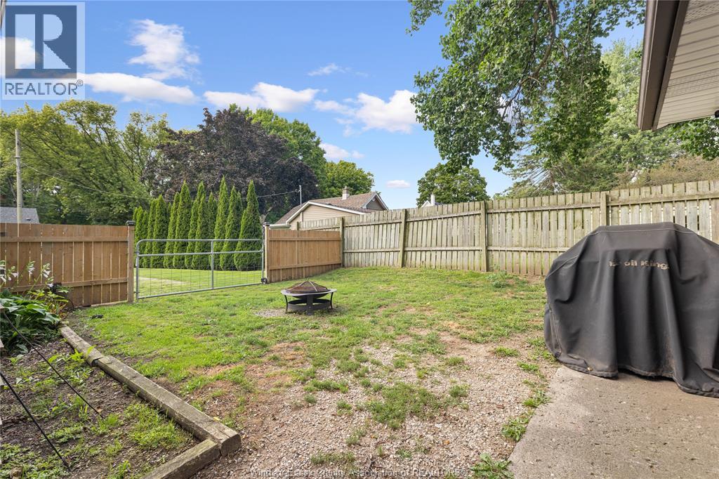 10 Oak Street Property Photo 26