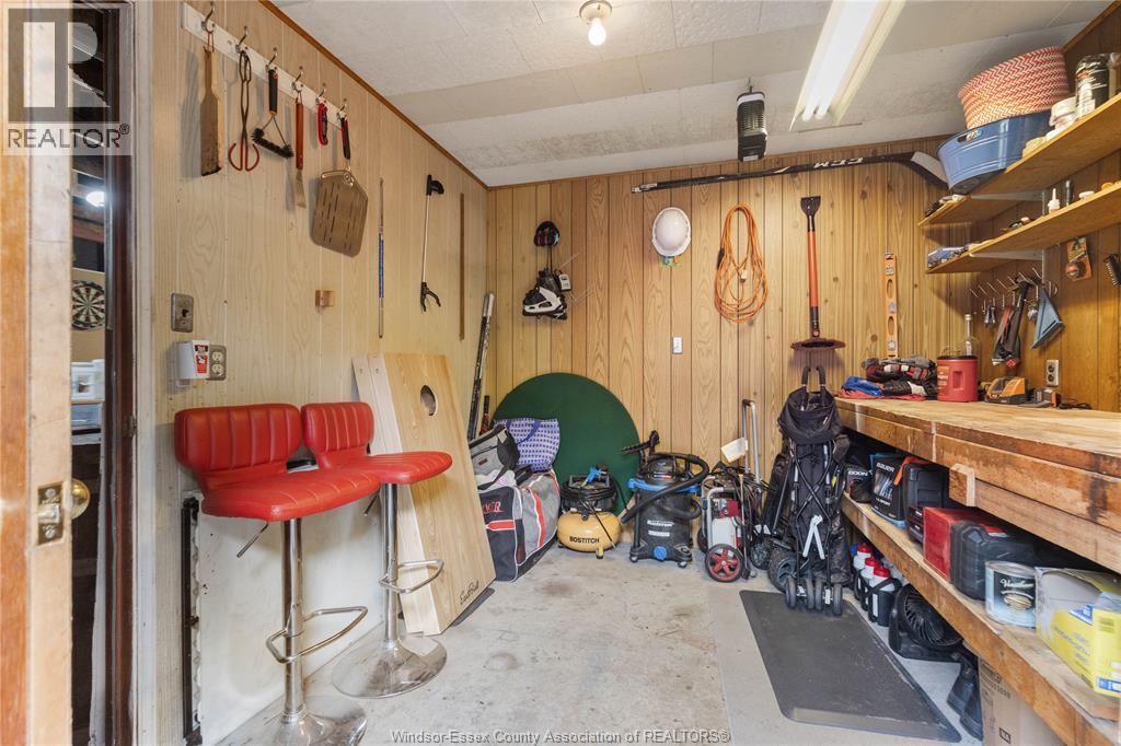 10 Oak Street Property Photo 28