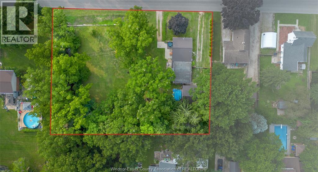 10 Oak Street Property Photo 41