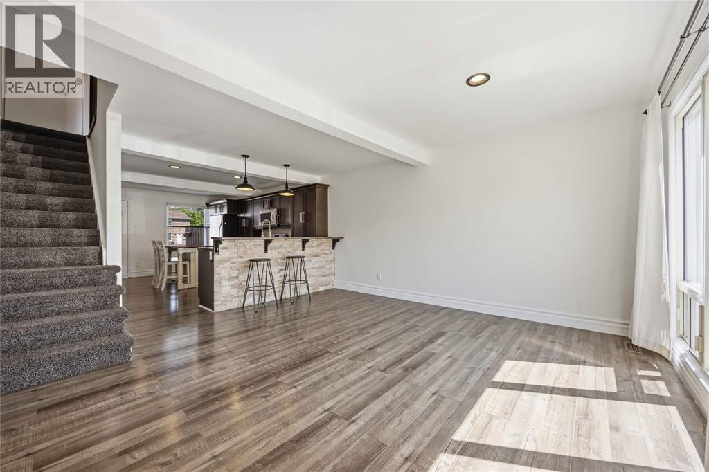 855 Ross Avenue Unit# 4 Property Photo 5
