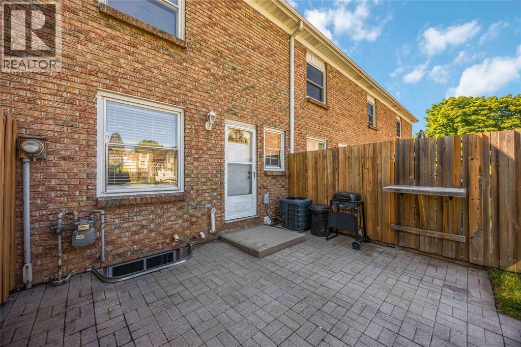 855 Ross Avenue Unit# 4 Property Photo 26
