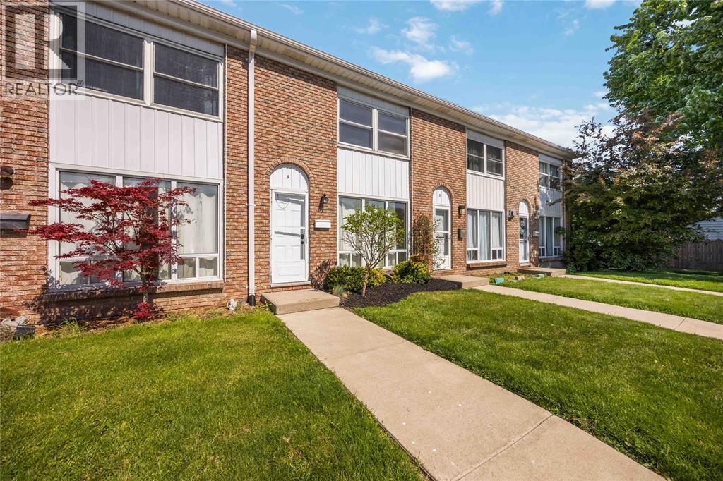 855 Ross Avenue Unit# 4 Property Photo 2