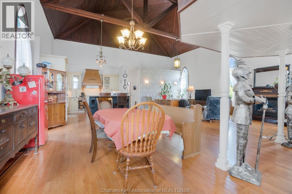 203 Mcintyre Street Property Photo 18