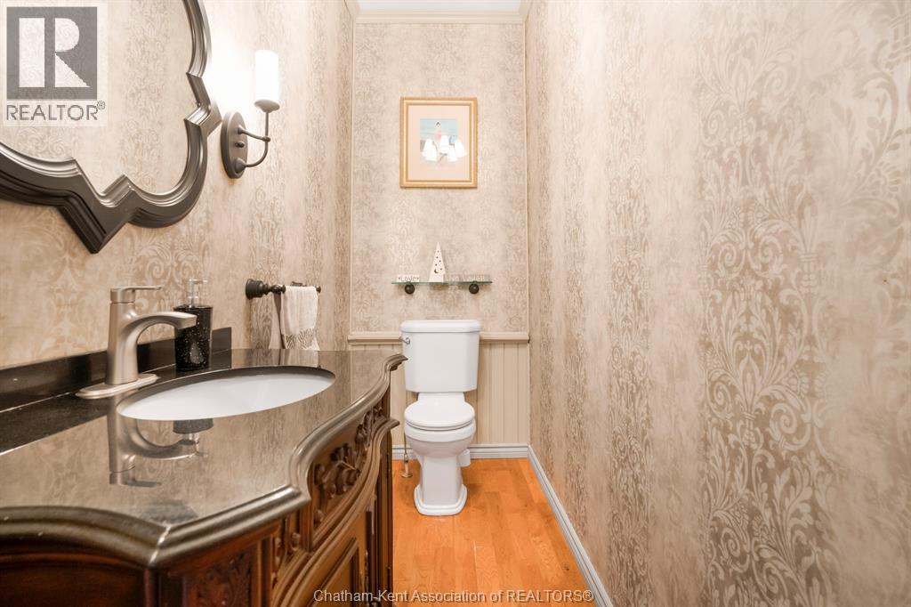 203 Mcintyre Street Property Photo 27