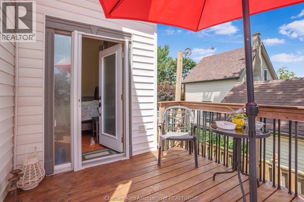 203 Mcintyre Street Property Photo 37