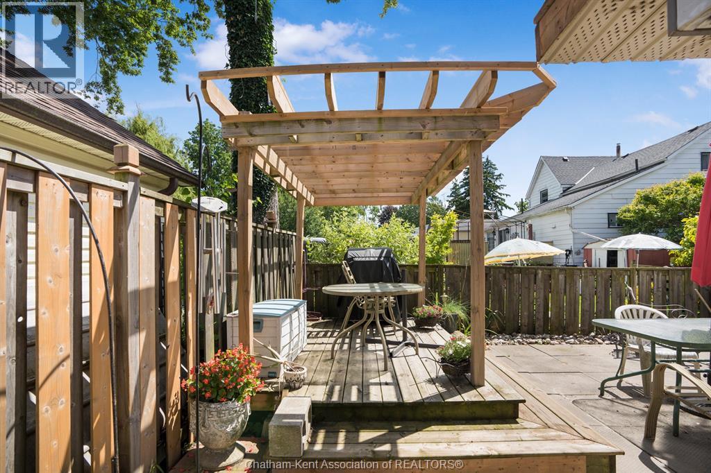 203 Mcintyre Street Property Photo 47