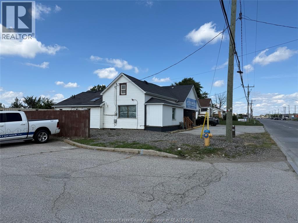 5163 Walker Road Unit# B Property Photo 1